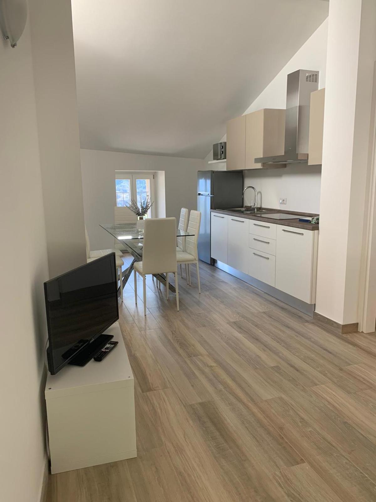 Apartment Lilla *
